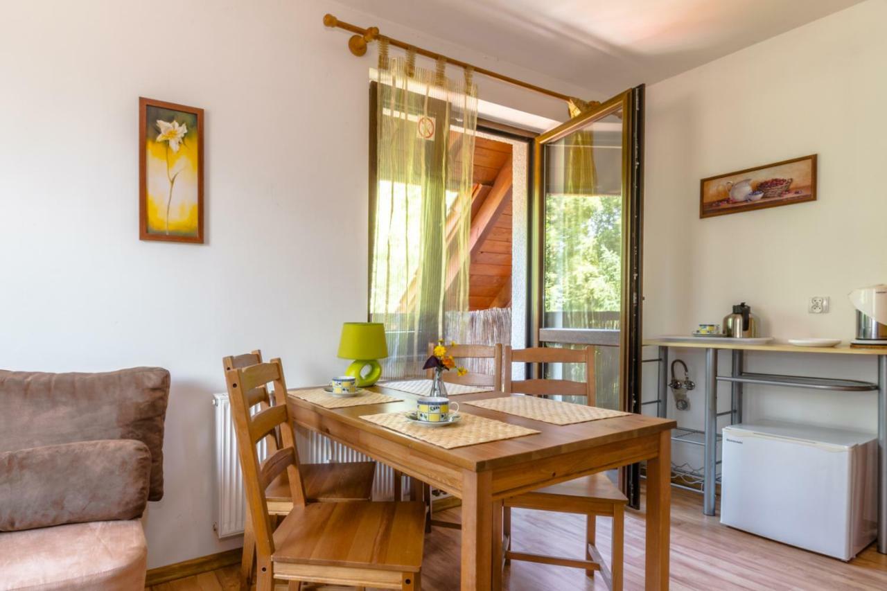 Domaszowka Homestay *