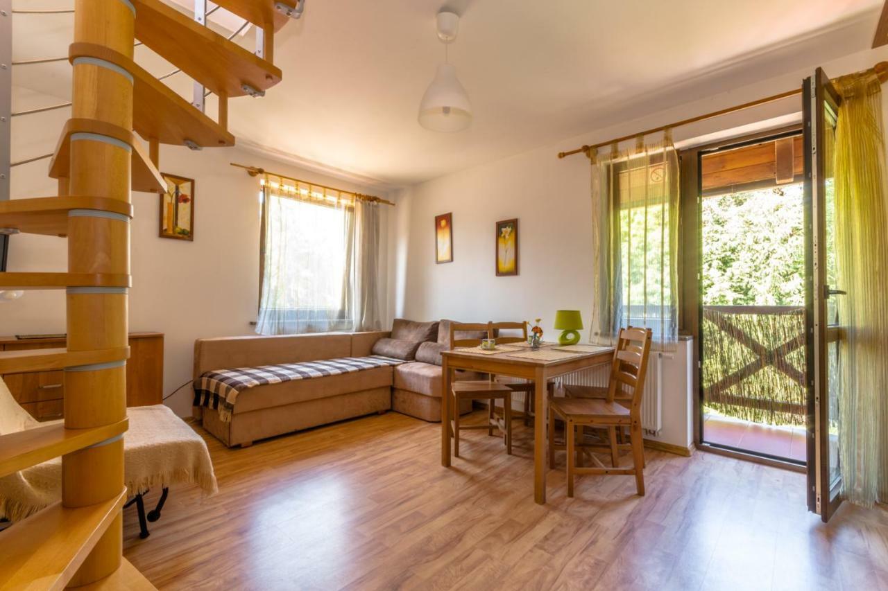 Domaszowka Homestay *